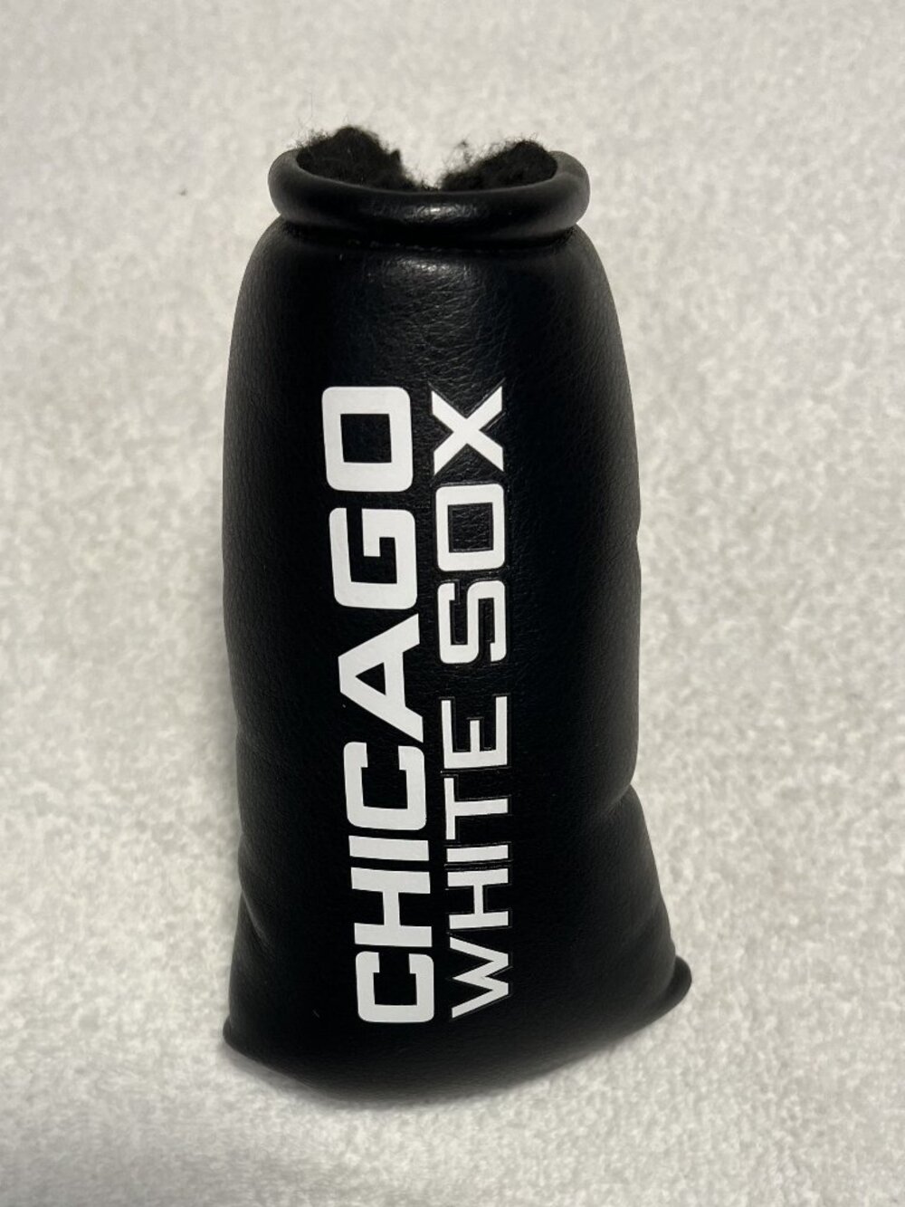 Chicago White Sox Golf Magnetic Blade Putter Cover